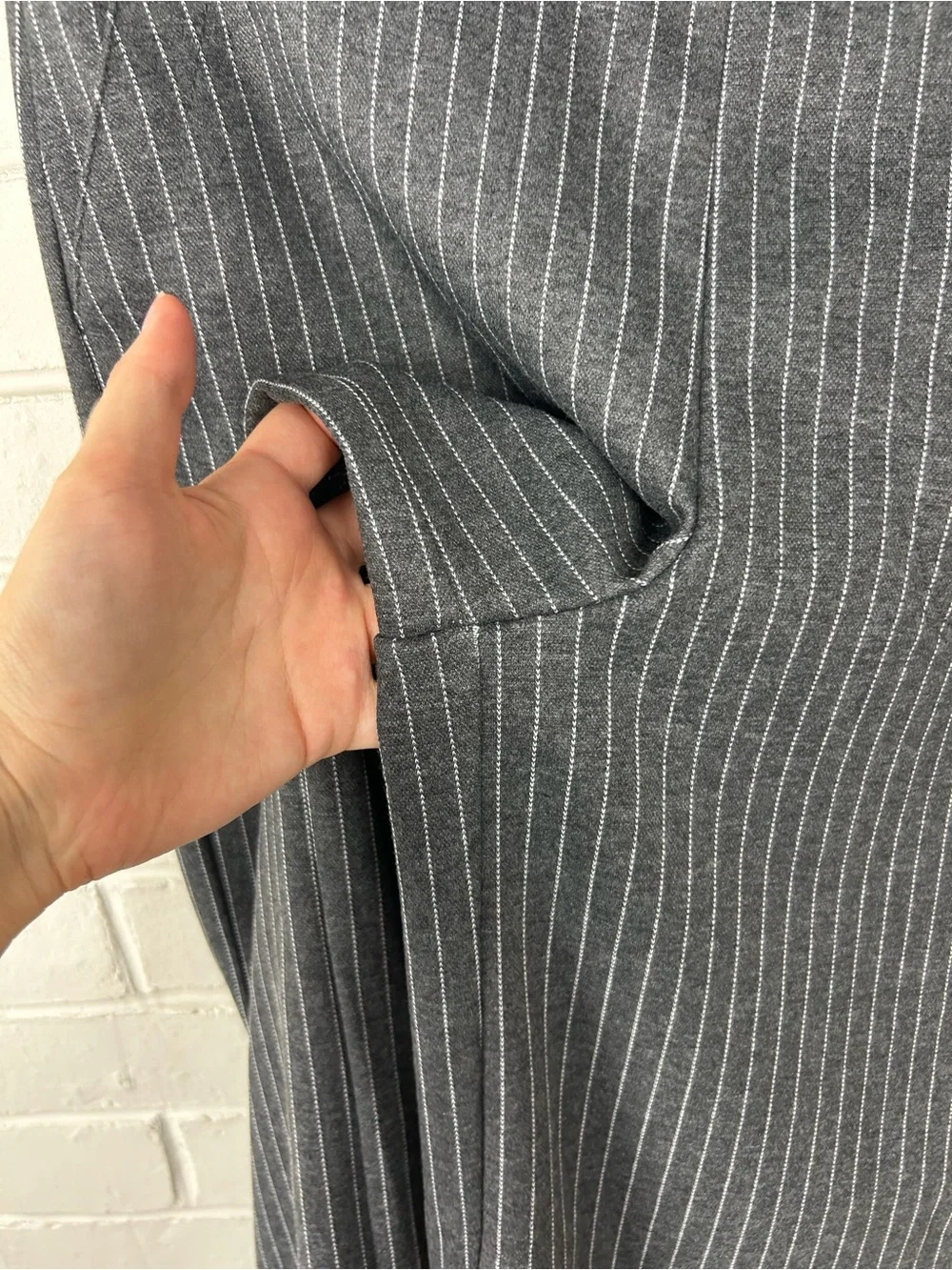 Jules & Leopold Pinstripe Stretch Knit Cropped Wide Leg Trouser Pants Size S
